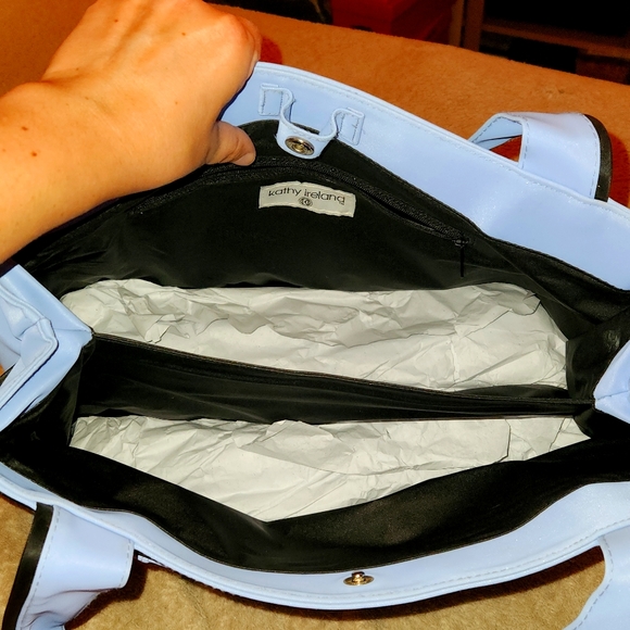 90's Vintage Kathy Ireland Tote - Picture 5 of 13